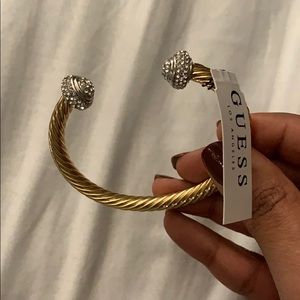 Cute Guess bracelet
